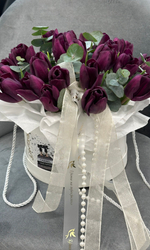 25 тюльпанов в круглой коробке