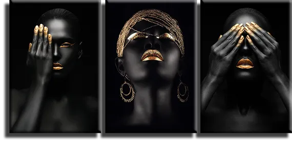 Модульная картина "Трио девушек в золоте"