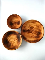 Набор деревянных сервировочных тарелок из кедра