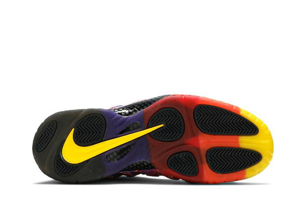 Nike Foamposite Pro Area 72 Asteroid Hyper Sneakers