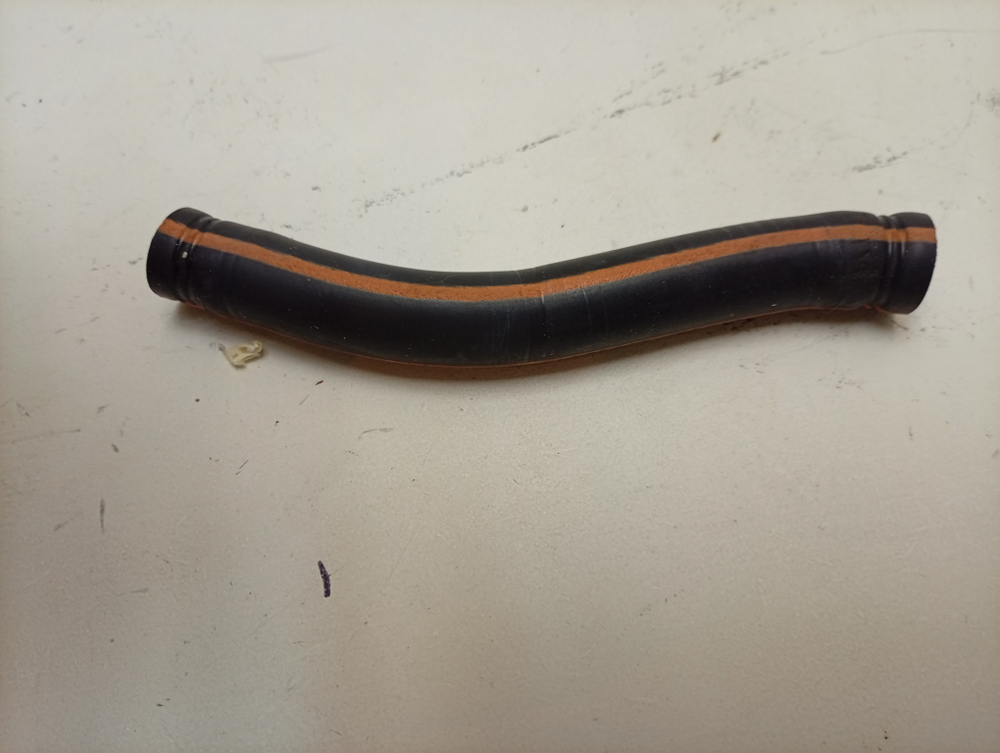 FE925N кт21 Патрубок от КЭНа в дозатор для стиральных машин Electrolux Zanussi AEG 1247342510 б/у