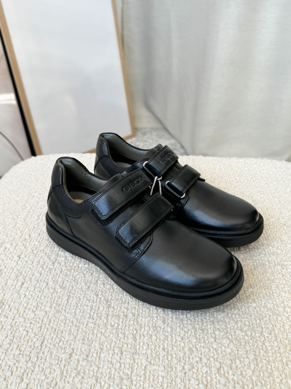 Новые кожаные полуботинки Geox, 34,5