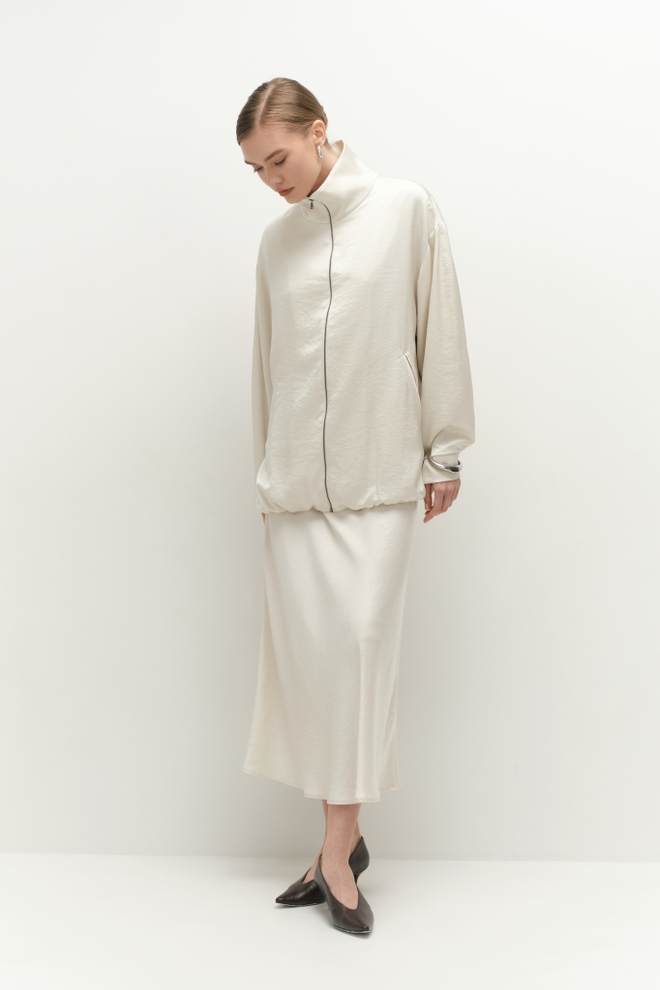 Бомбер струящийся