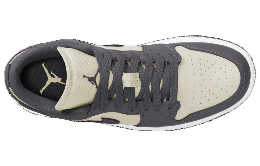 Кроссовки Jordan Air Jordan 1 (Женская размерная сетка)