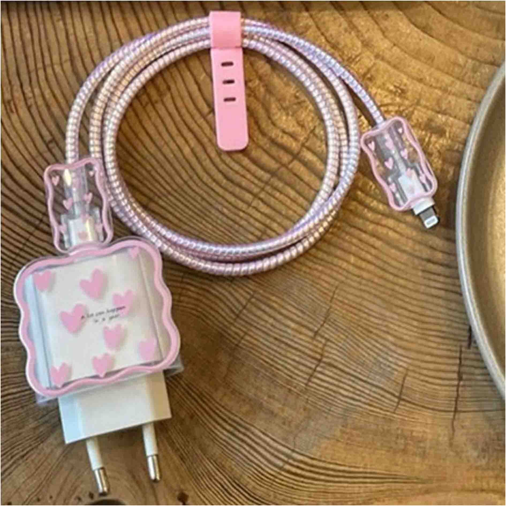 Защитный чехол для зарядного устройства с сердечками