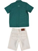 рубашка с шортами