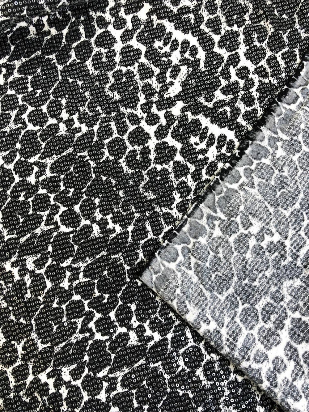 Трикотаж принт леопард, молочн/черный, паетка прозрачн VT#17
