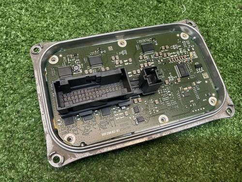 Блок управления фары Mercedes CLS c218 (2014-2017)