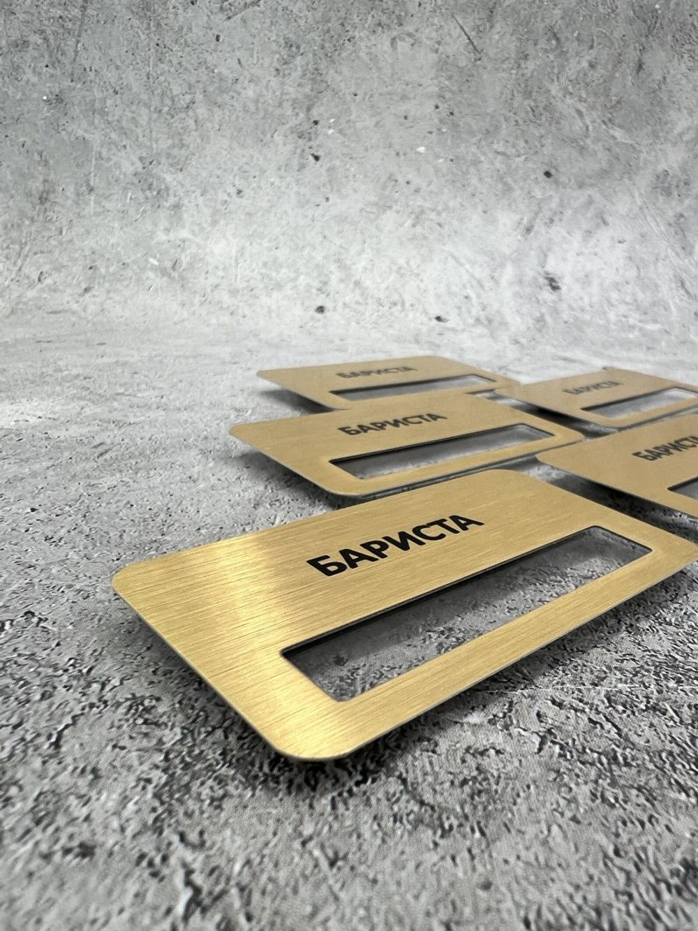 Бейдж на магните  6шт