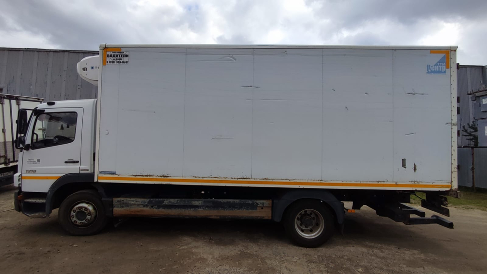 Mercedes-Benz ATEGO 4x2 Изотермический/рефрижератор с гидробортом 1218 L (Рефрижератор, Дизельный, 4
