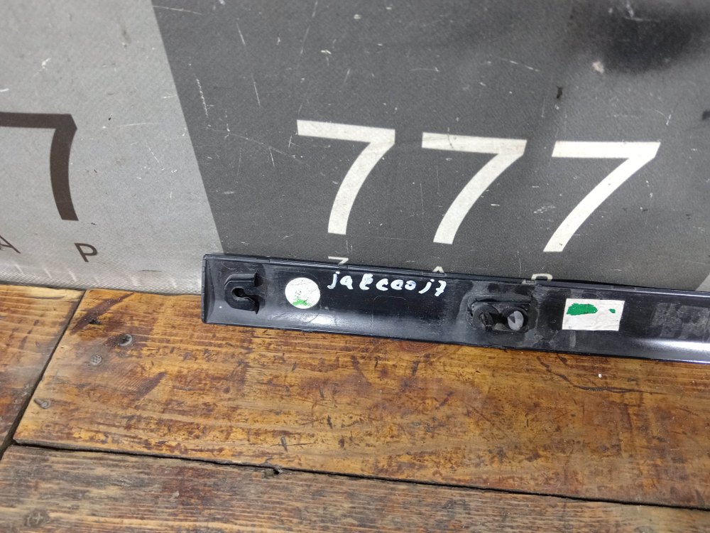 Молдинг двери задней правой Jaecoo J7 23-нв Б/У Оригинал 609001694AA