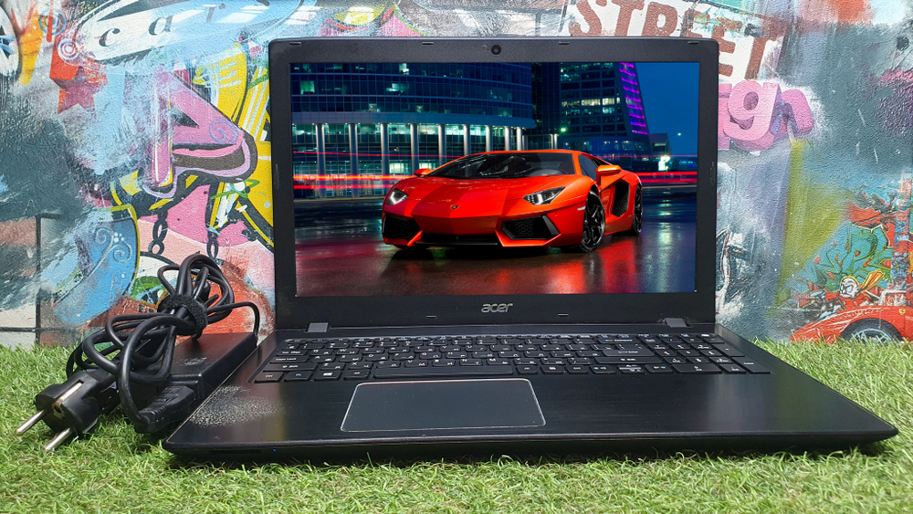 Ноутбук Acer i5-7/8Gb/GTX 950M 4Gb/FHD