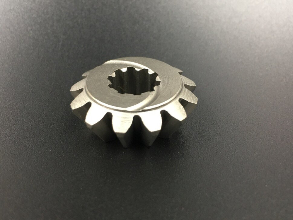 Шестерня вертикального вала (Пиньон) Yamaha 6-8 (6N0-G5551-00) (Osaka)