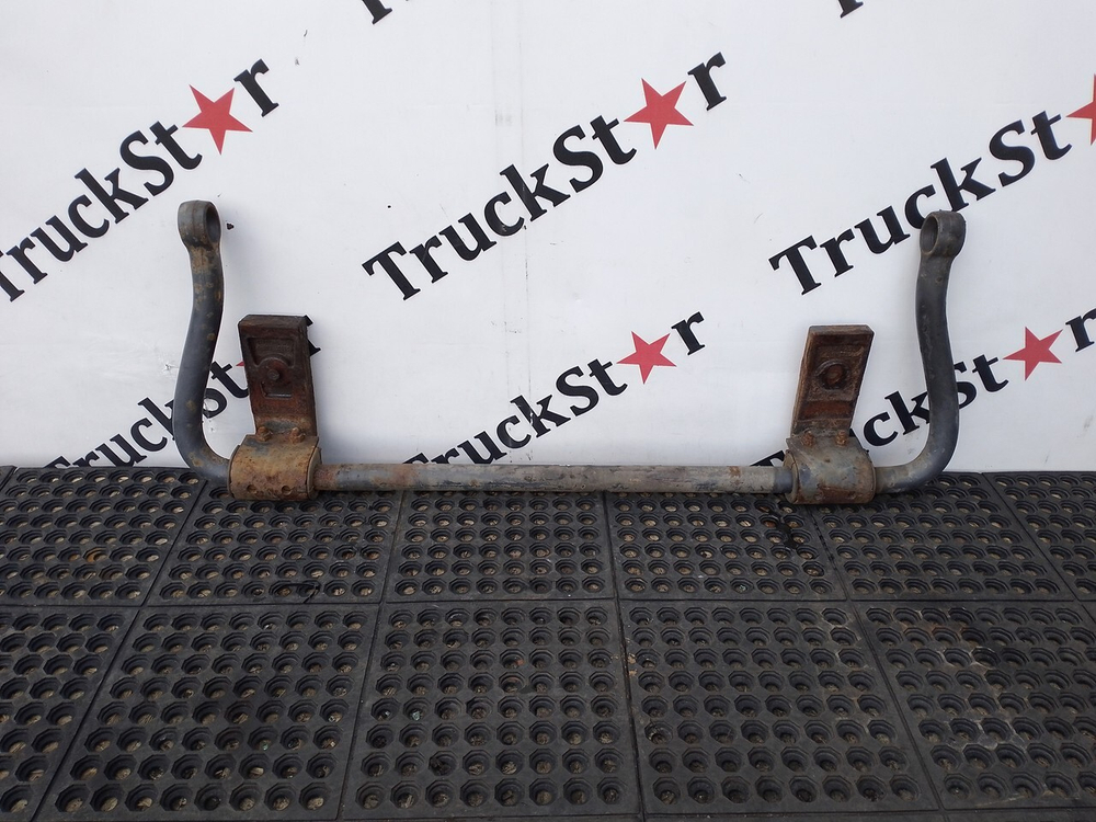 Стабилизатор передний