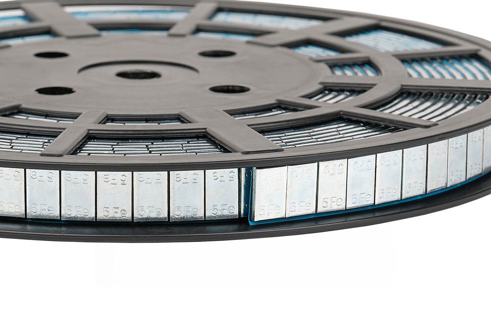 NORDBERG (W5FS4-1000) Грузики самоклеящиеся (1000х5 г) Fe квадратные на бобине