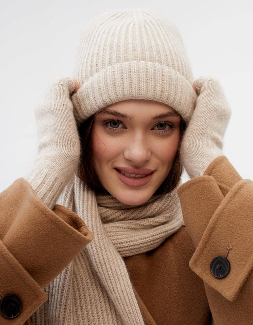 Митенки женские М813-08 бежевые