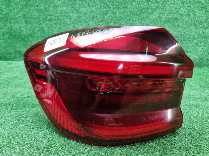 Фонарь левый внешний BMW X3 G01 (2017-2021)