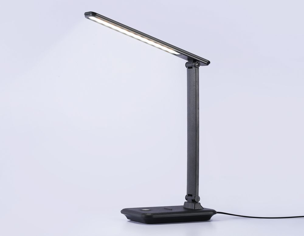 Ambrella Светодиодная настольная лампа с диммером Desk DE503