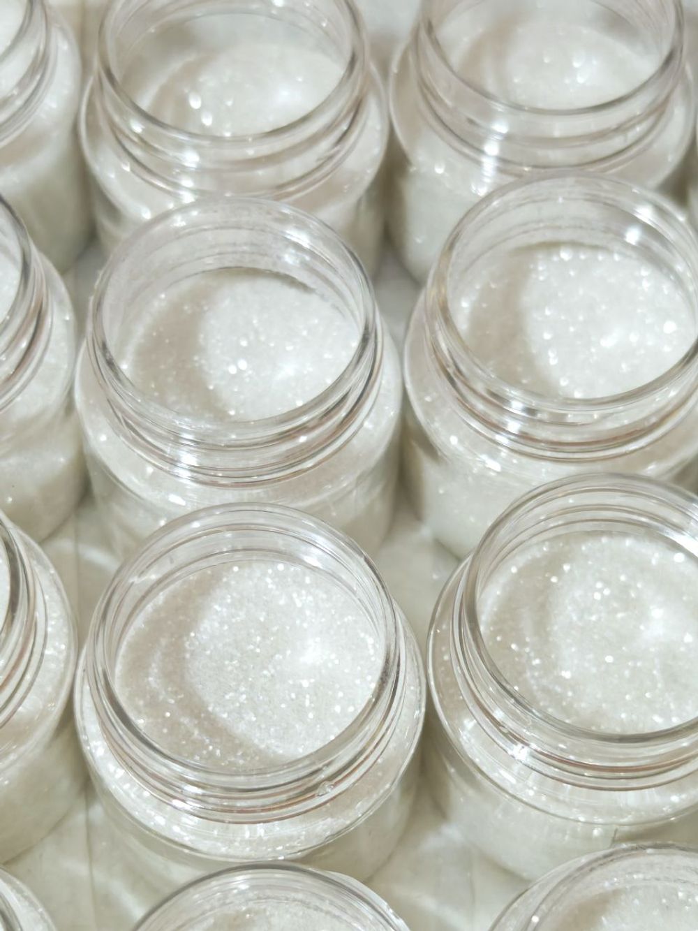 Блёстки Глиттер 301-06мм Белый прозрачный глянец - универсальные