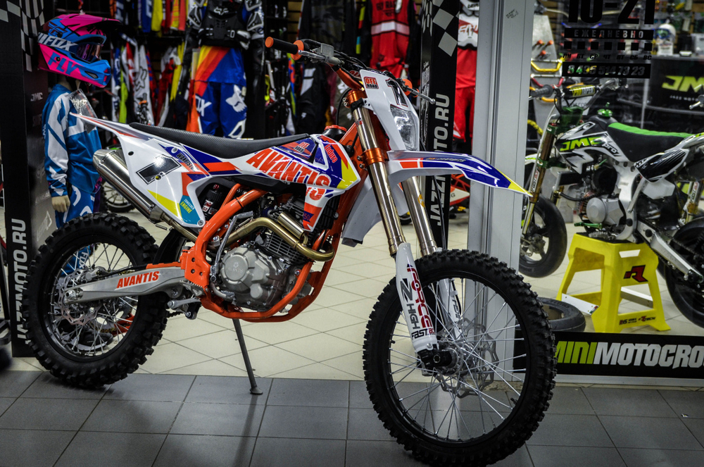 Мотоцикл кроссовый Avantis Enduro 250 21/18 KTM Design