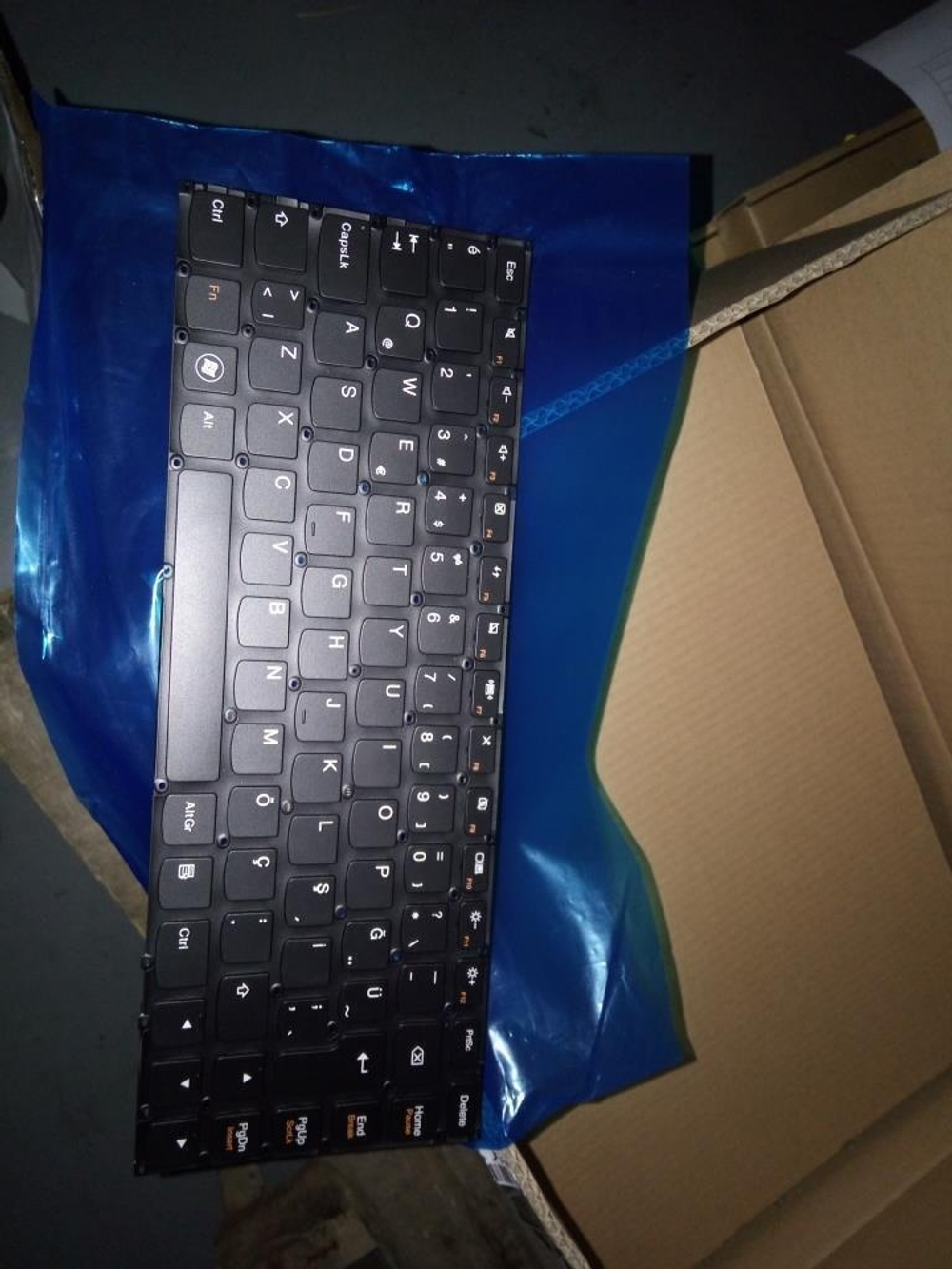 Клавиатура для ноутбука Lenovo U300 раскладка - английская, без подсветки, черная (25200254), оригинал