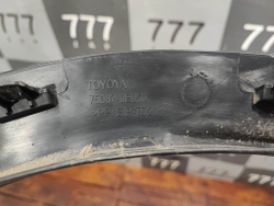 Накладка крыла заднего правого Toyota Highlander 4 (U70) 19-нв Б/У Оригинал 750870E050