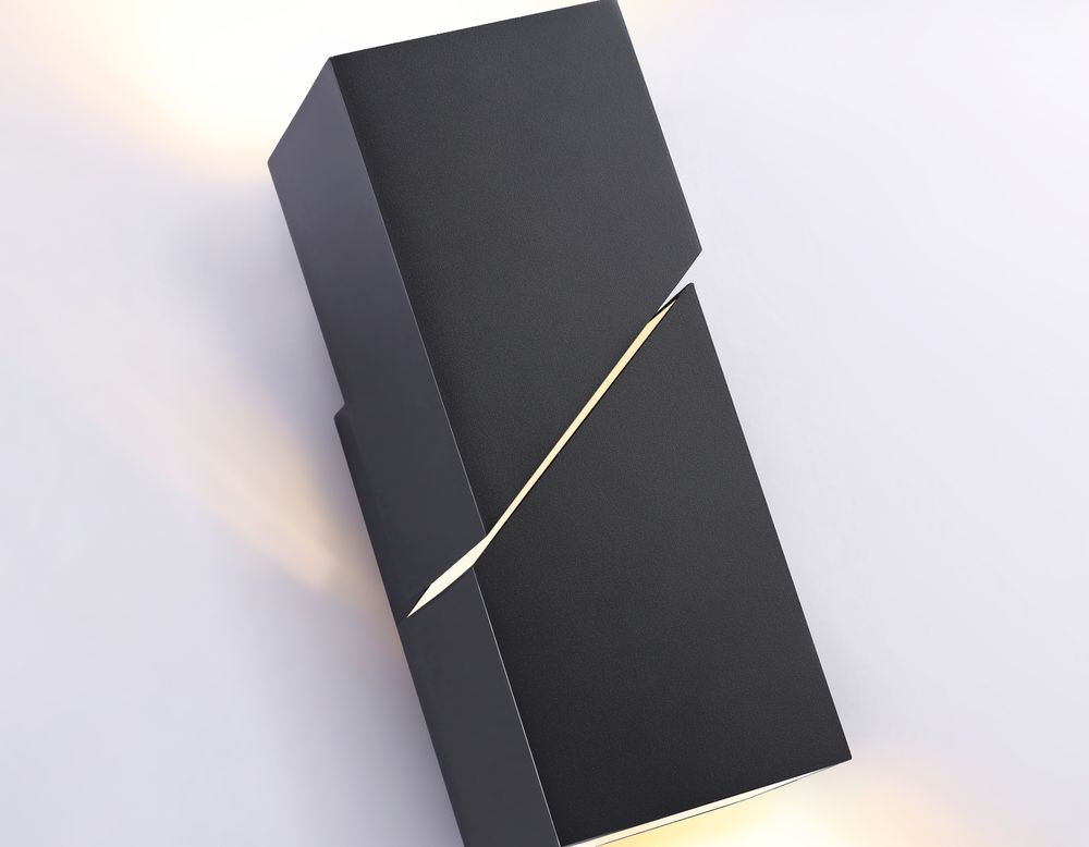 Ambrella Настенный светильник со сменной лампой Wall FW2475