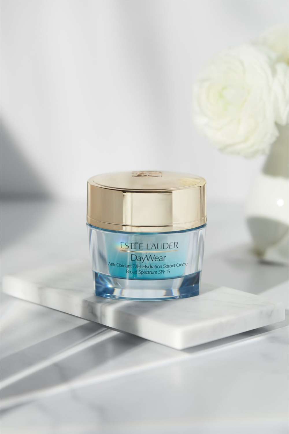 Estee Lauder DayWear Anti-Oxidant 72H-Hydration Sorbet Creme - легкий крем-гель для нормальной и комбинированной кожи /  SPF 15 15  ml  / GTIN 887167487604