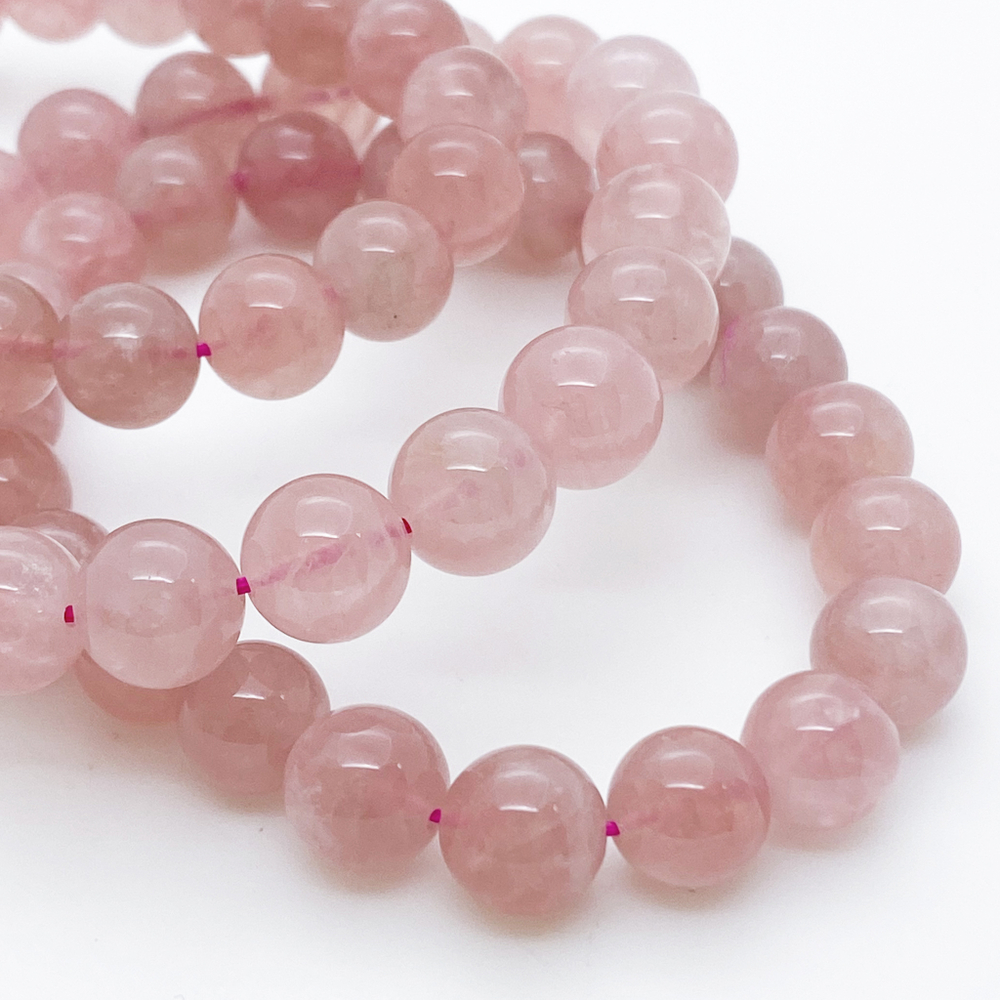 Розовый кварц, диаметр около 9,1-9,3 мм, цена за 10-11 шт (1/4 нити)