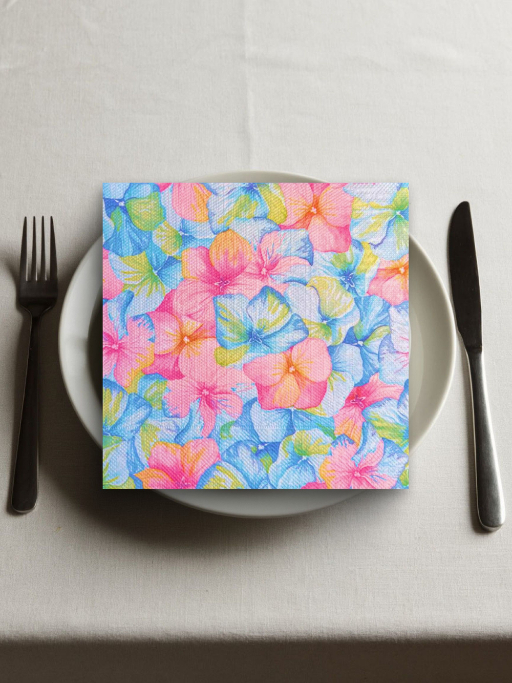 Салфетки бумажные праздничные трёхслойные для сервировки и декупажа Очарование на чёрном