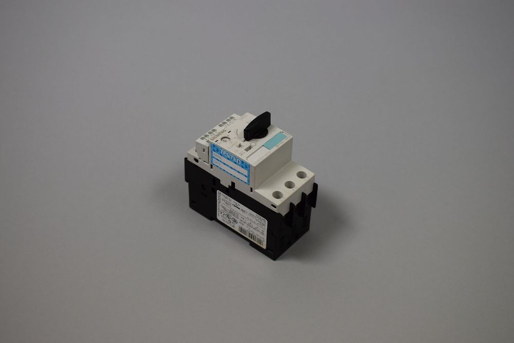 Б/у SIEMENS 3RV1021-1BA10