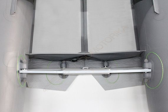 Лодка WINboat 275ARF