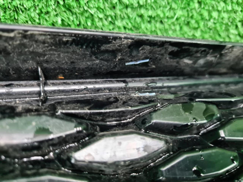 Решетка радиатора Geely Tugella (2022-н.в.)