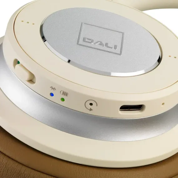Dali IO-6 Caramel White