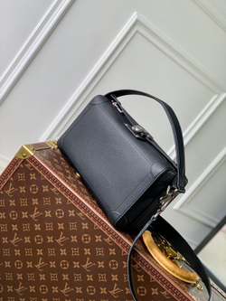 Louis Vuitton Soul Trunk East West