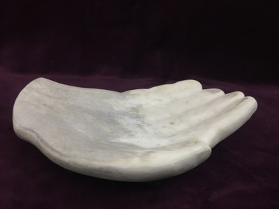 Пепельница Костяная рука, из кости