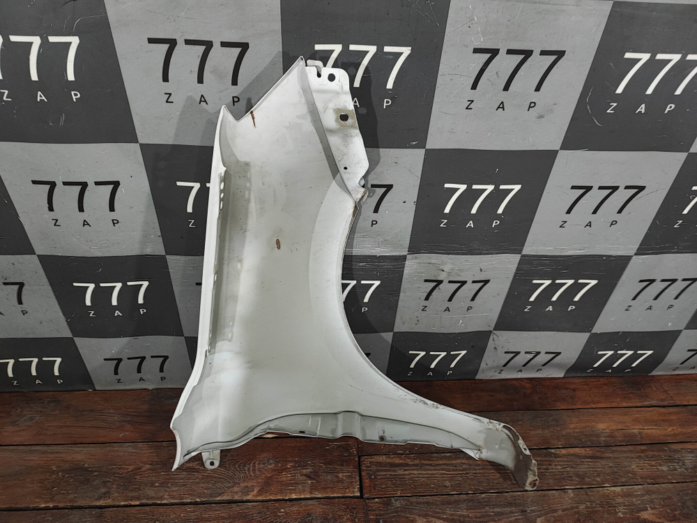 Крыло переднее левое Lada Granta 18-нв Б/У Оригинал 8450104277