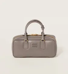Кожаная сумка Miu Miu Arcadie Серый