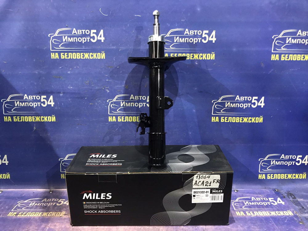 Стойка передняя правая TOYOTA RAV4 2000-2003