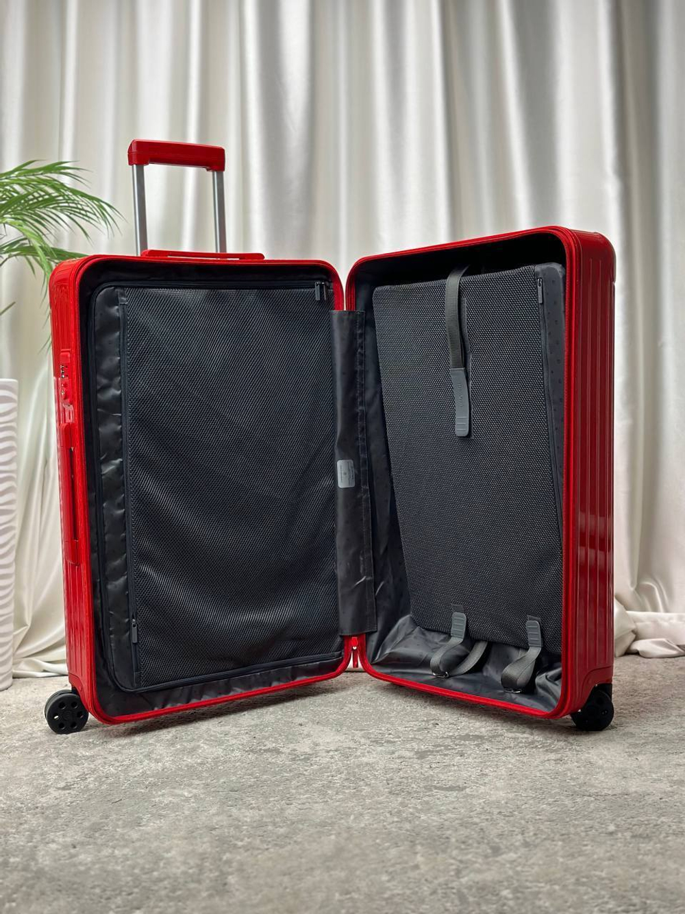 Чемодан Rimowa M
