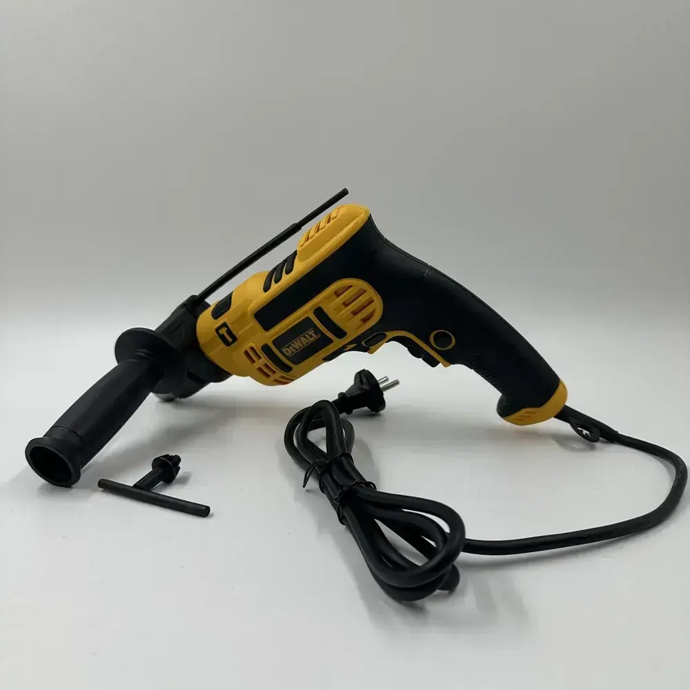 Дрель ударная электрическая DeWALT 650W с регулировкой оборотов. DWD014S