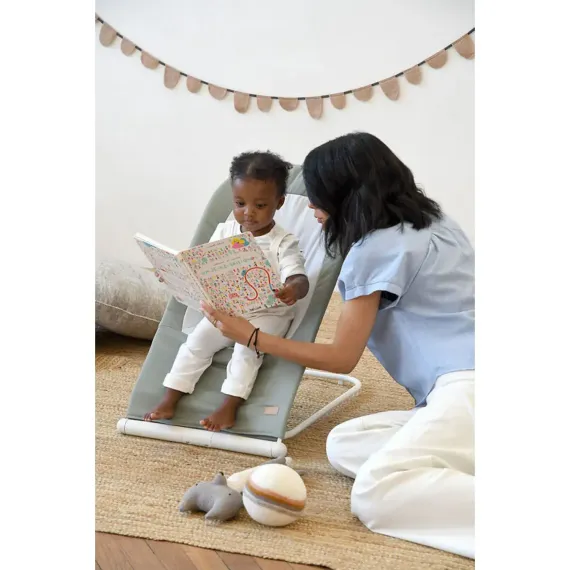 Детский складной стульчик-шезлонг Beaba Eazy Relax Lichen