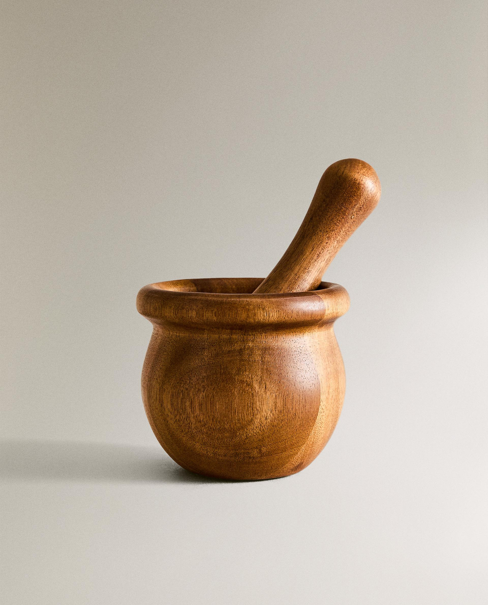 Zara Home ступка с пестиком из дерева, цвет бежевый