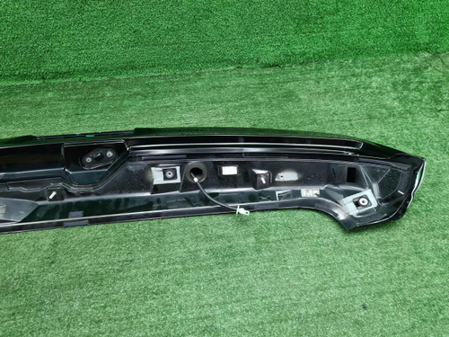 Спойлер крышки багажника Toyota Alphard 3 (15-23)