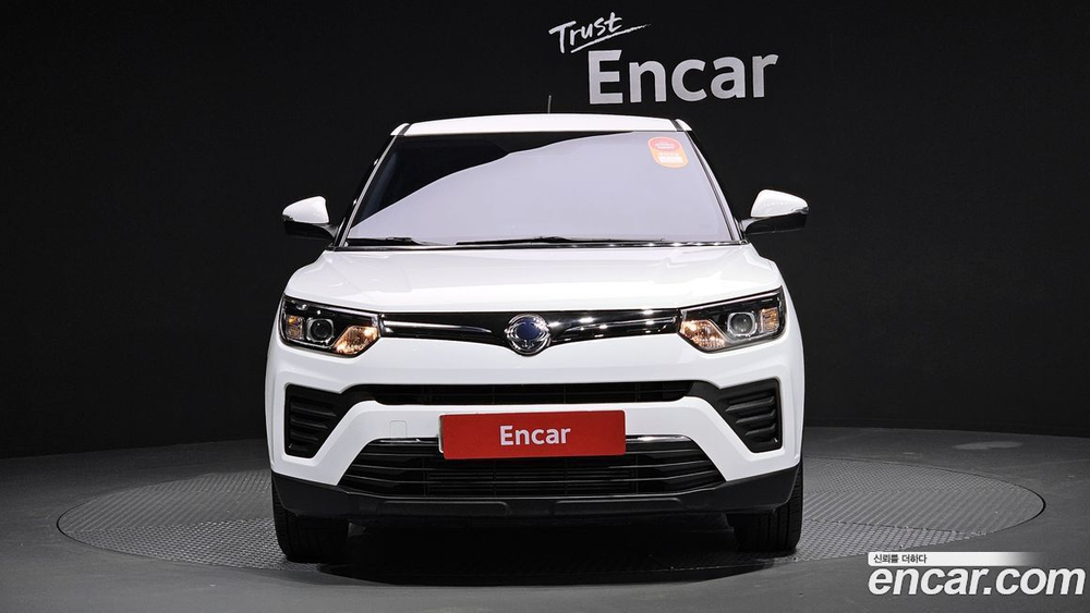 KG Mobility (Ssangyong) Very New Tivoli Бензин 1.5 2WD (03.2020)