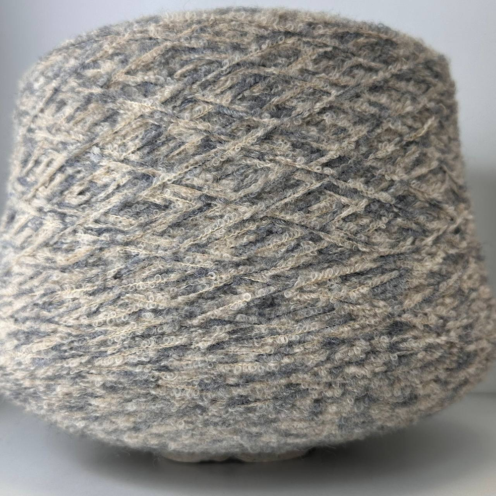 GILDO - New Mill; 65% меринос, 35% п/а; 850м/100гр; скрутка с букле; col. 26121; S303