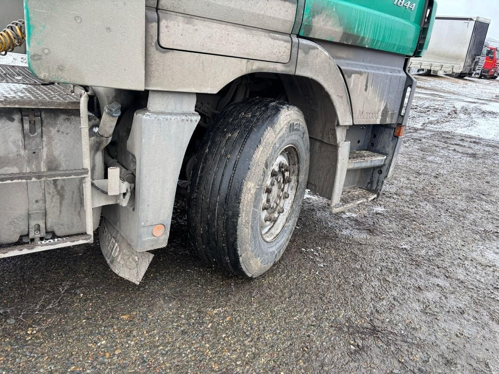 Mercedes-Benz ACTROS 4x2 Седельный тягач 1844 LS (Дизельный, 11,9 л, 435 л.с., АТ)