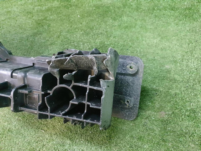 Усилитель задний Genesis GV80 (2020-н.в.)