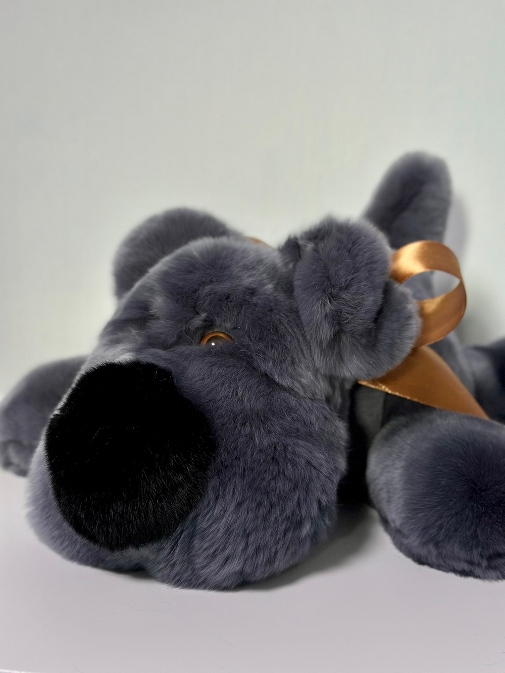 Собака Шанель гигантская (серая)