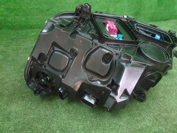 Фара правая Mercedes S W223 (2020-н.в.) Digital Light